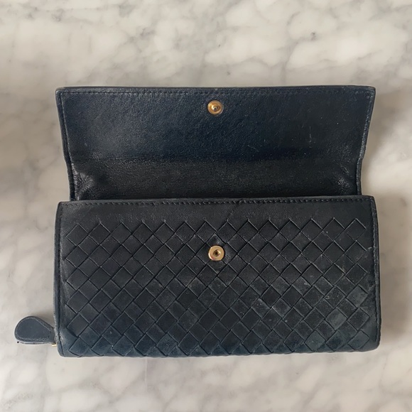 Bottega Veneta Intrecciato Weave Leather Continental Wallet - Picture 4 of 8